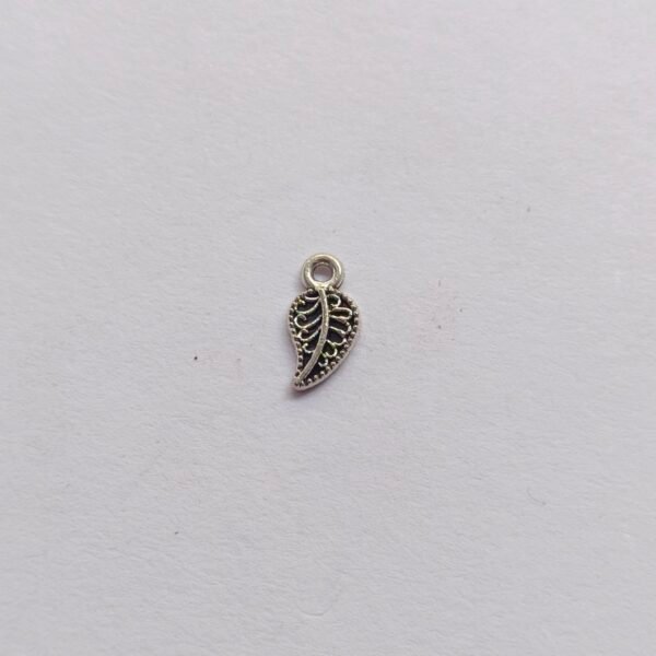 tiny leaf