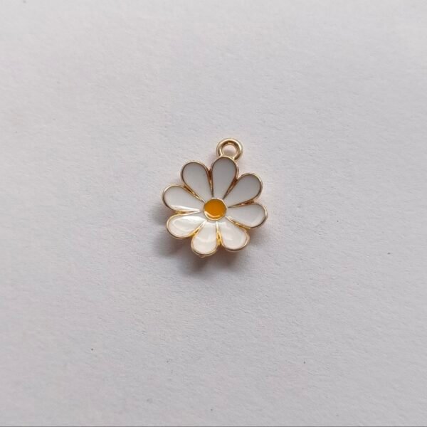 mini white flower
