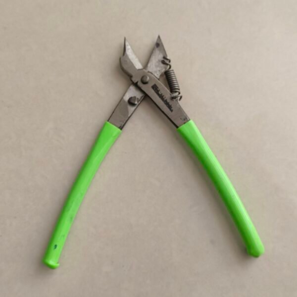 cutter  / 1