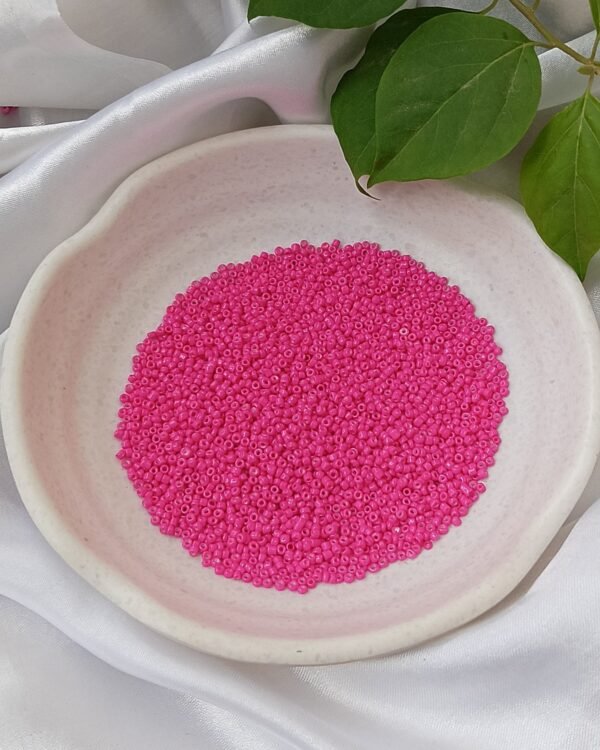 magenta seed beads