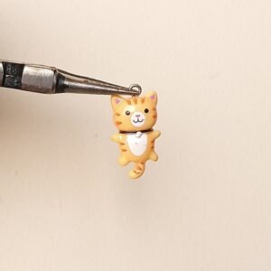 resin pastel yellow cat